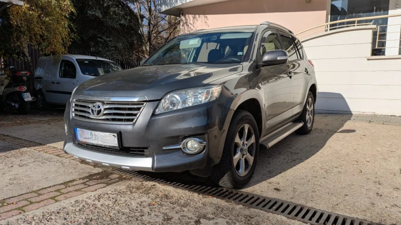 Toyota Rav4 2.2D4D 2WD Facelift - Нови дюзи, снимка 2 - Автомобили и джипове - 52217428
