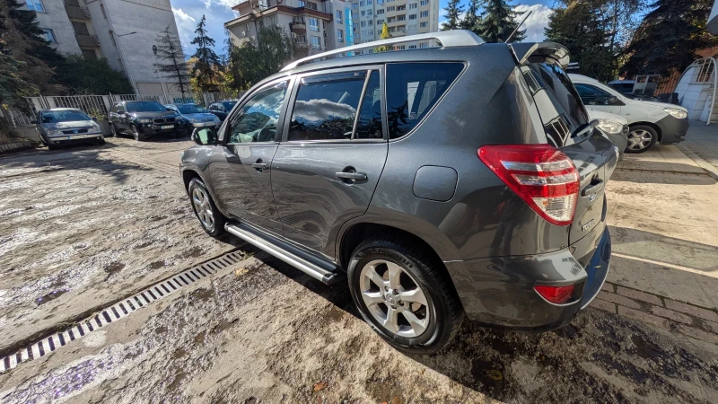 Toyota Rav4 2.2D4D 2WD Facelift - Нови дюзи, снимка 12 - Автомобили и джипове - 52217428