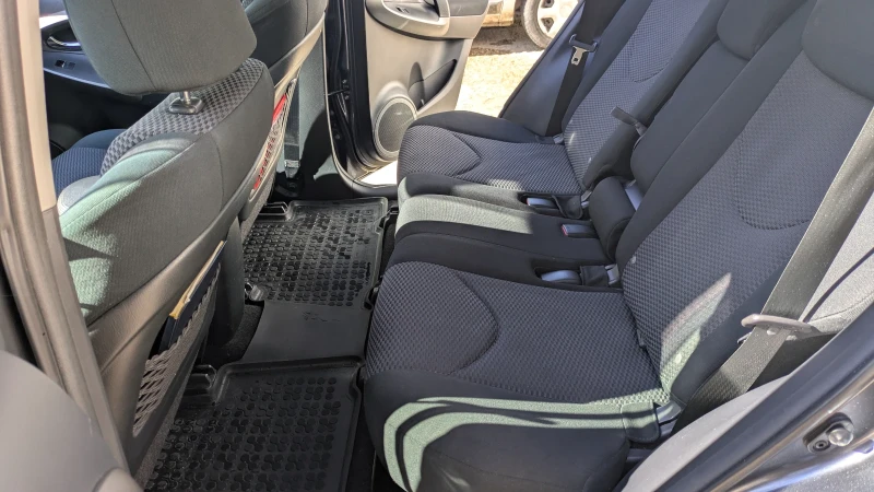 Toyota Rav4 2.2D4D 2WD Facelift - Нови дюзи, снимка 13 - Автомобили и джипове - 52217428
