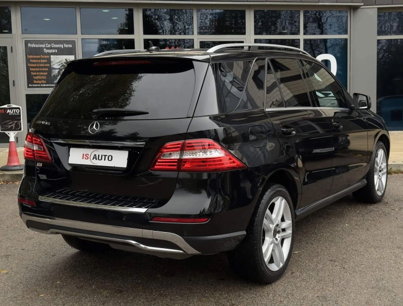 Mercedes-Benz ML 250 CDI/PDC/7G Tronic/4Matic/BLUEtec/Pedestrian, снимка 5 - Автомобили и джипове - 52369100