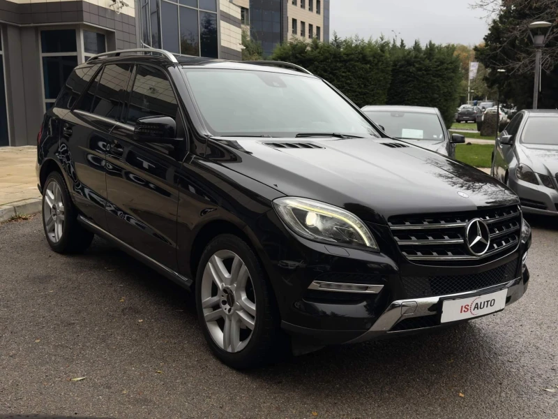 Mercedes-Benz ML 250 CDI/PDC/7G Tronic/4Matic/BLUEtec/Pedestrian, снимка 3 - Автомобили и джипове - 52369100