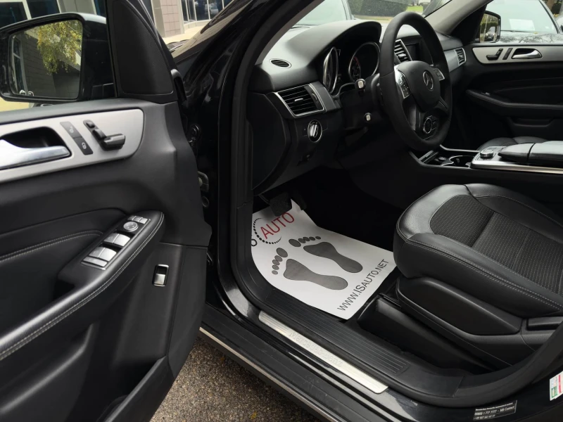 Mercedes-Benz ML 250 CDI/PDC/7G Tronic/4Matic/BLUEtec/Pedestrian, снимка 9 - Автомобили и джипове - 52369100