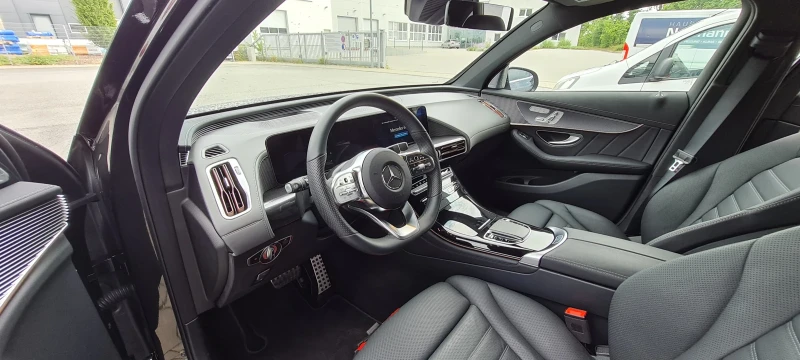 Mercedes-Benz EQC AMG, снимка 6 - Автомобили и джипове - 52518883