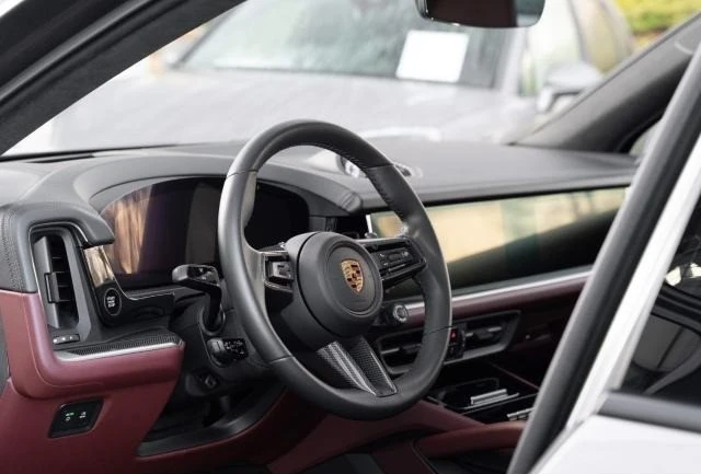 Porsche Cayenne TURBO E-HYBRID FULL CARBON BURMESTER , снимка 13 - Автомобили и джипове - 51508950