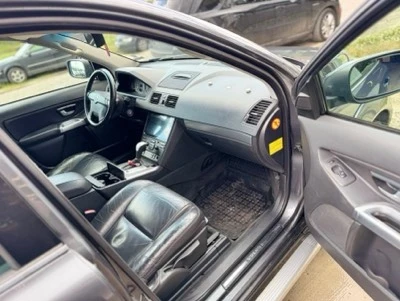 Volvo Xc90, снимка 10 - Автомобили и джипове - 54363766