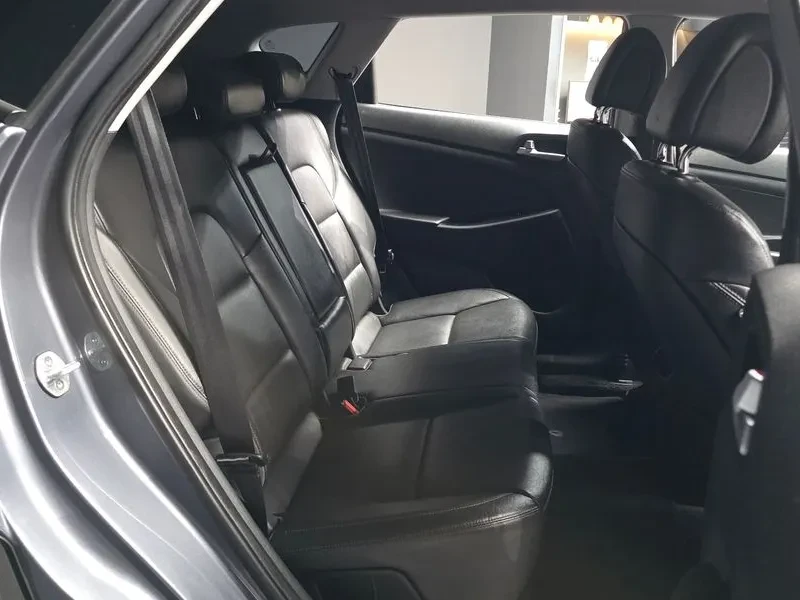 Hyundai Tucson Diesel 2.0 2Wd Modern | Mobile.bg � ����������� 12