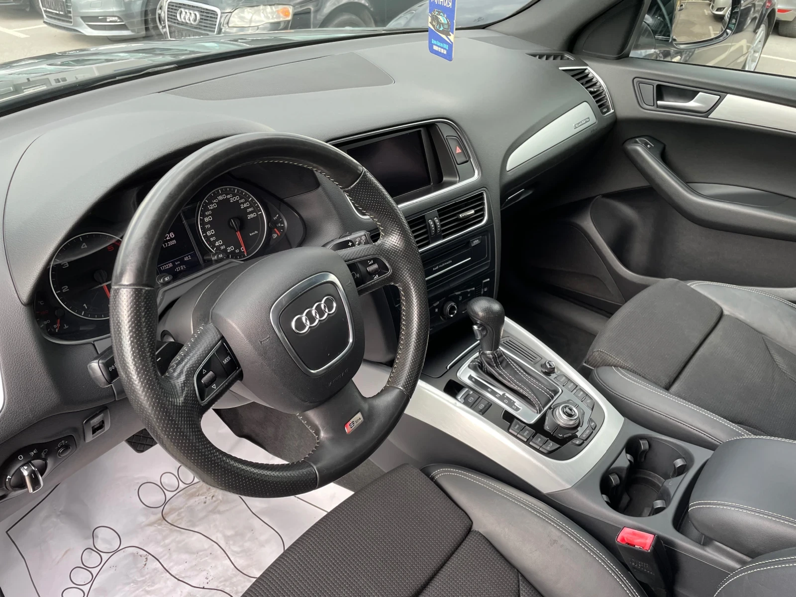 Audi Q5 2.0TDI 170k S Line - изображение 4