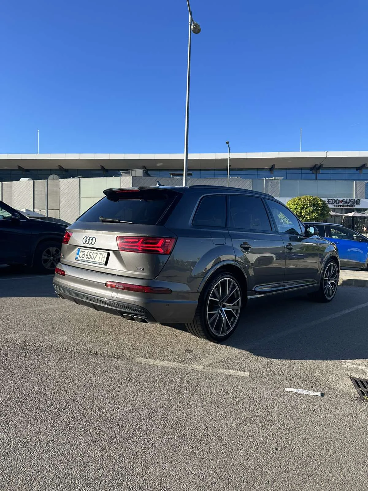 Audi SQ7 6+ 1/360 камери/Matrix/Pano - изображение 3