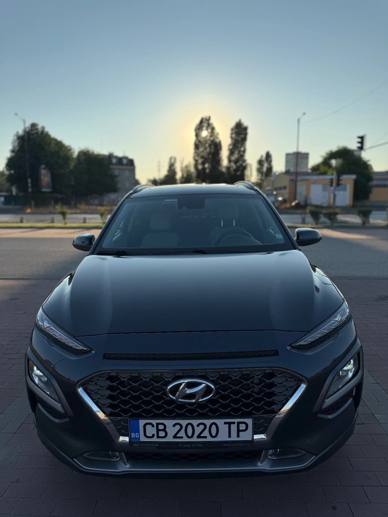 Hyundai Kona 1.6GDI 4x4 64000км Сервизна история в Хюндай София - изображение 2