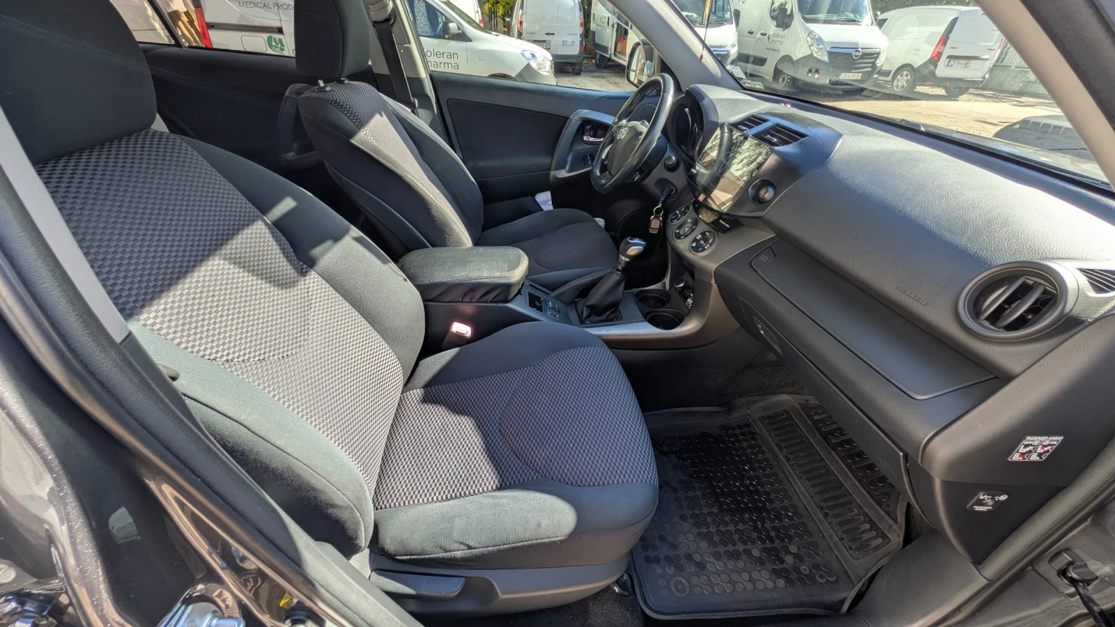 Toyota Rav4 2.2D4D 2WD Facelift -   | Mobile.bg   12