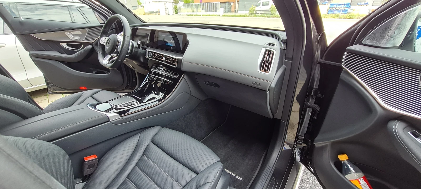 Mercedes-Benz EQC AMG - изображение 9