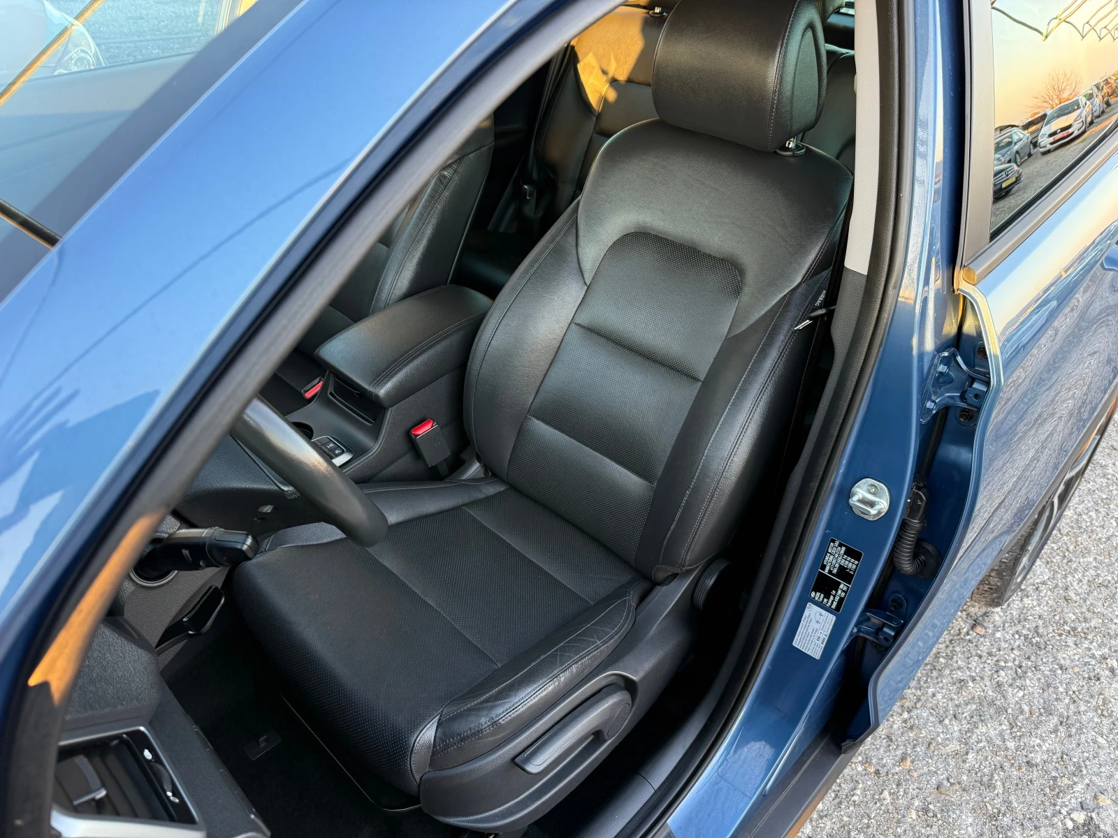 Hyundai Tucson 2.0  - изображение 8