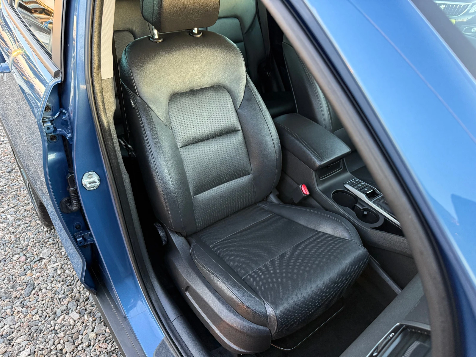 Hyundai Tucson 2.0  | Mobile.bg   17