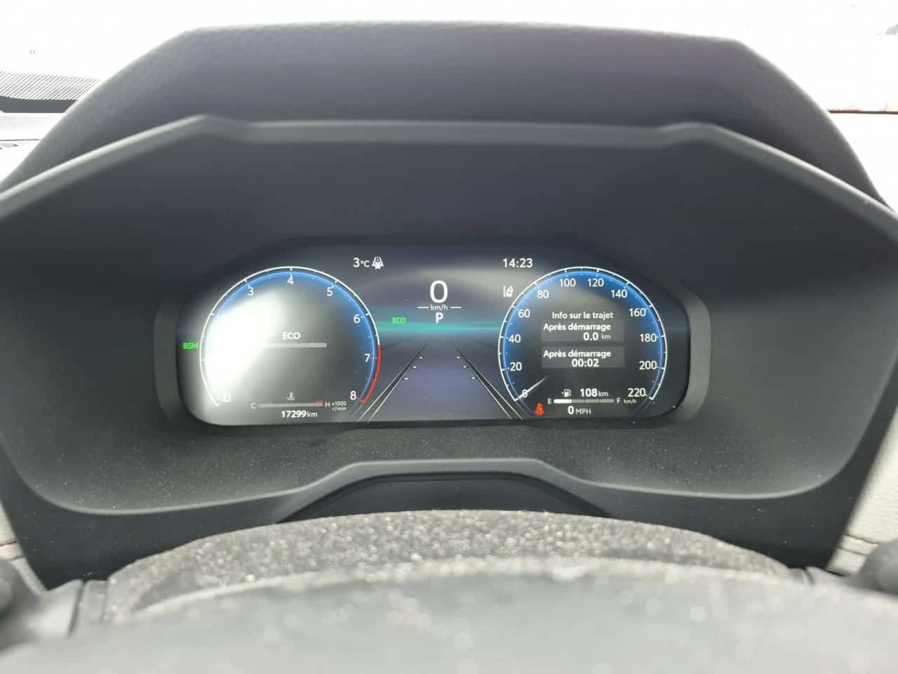 Toyota Rav4  Limited / 360 / PANO / NAVI / DIS / ПОДГРЕВИ , снимка 8 - Автомобили и джипове - 53742917