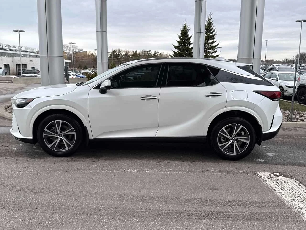 Lexus RX 350h CARFAX/ОБДУХВАНЕ/ПАНОРАМА/ДИСТРОНИК, снимка 3 - Автомобили и джипове - 53893086