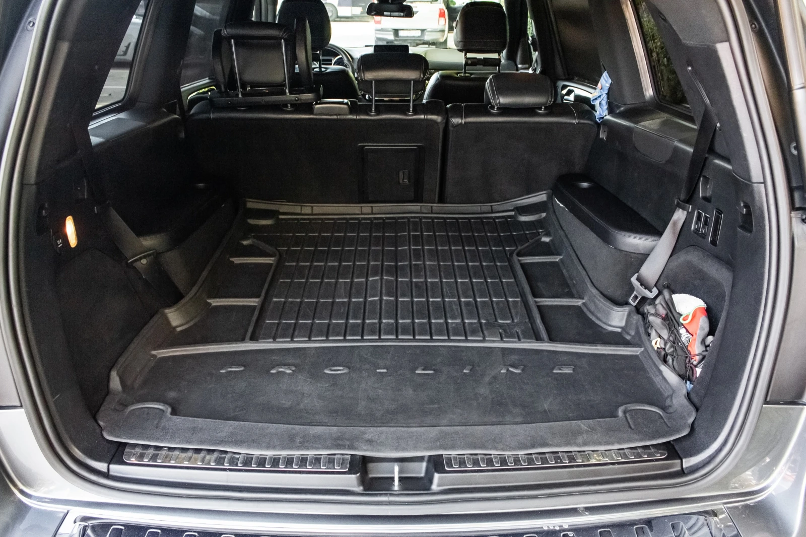 Mercedes-Benz GLS 500 AMG, снимка 9 - Автомобили и джипове - 54021509