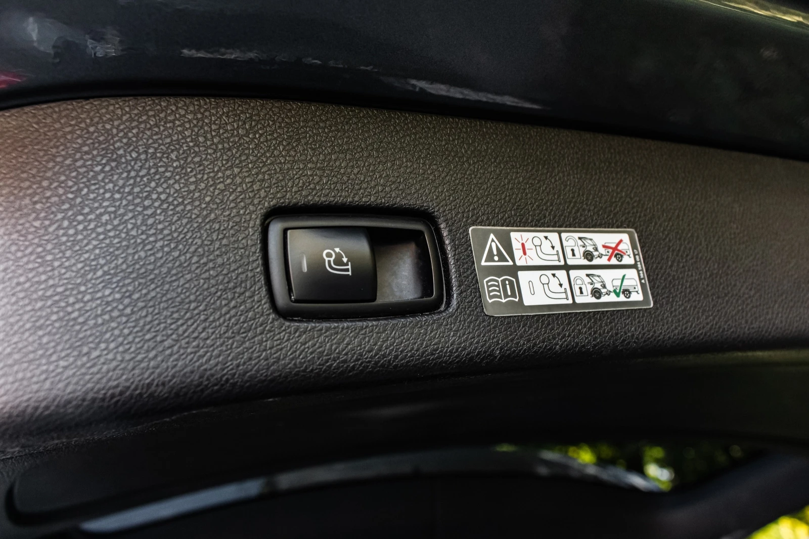 Mercedes-Benz GLS 500 AMG, снимка 10 - Автомобили и джипове - 54021509