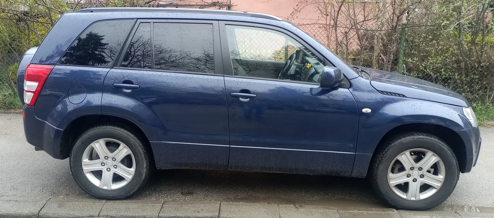 Suzuki Grand vitara 2.00, снимка 3 - Автомобили и джипове - 54071529