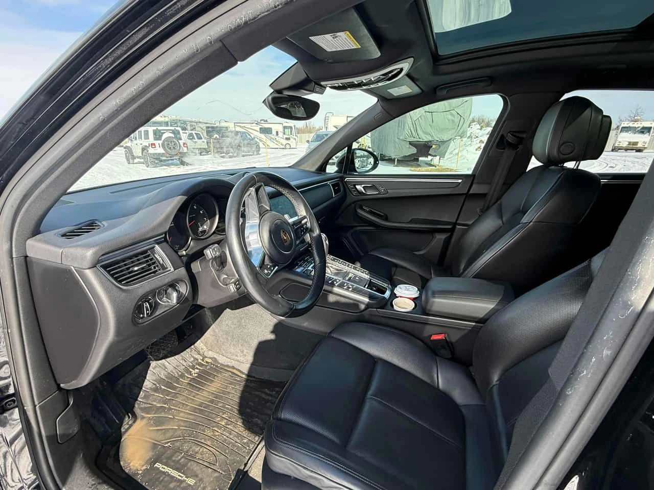 Porsche Macan * AWD * ОБДУХВАНЕ* BOSE* ПАНОРАМА* , снимка 12 - Автомобили и джипове - 54183503