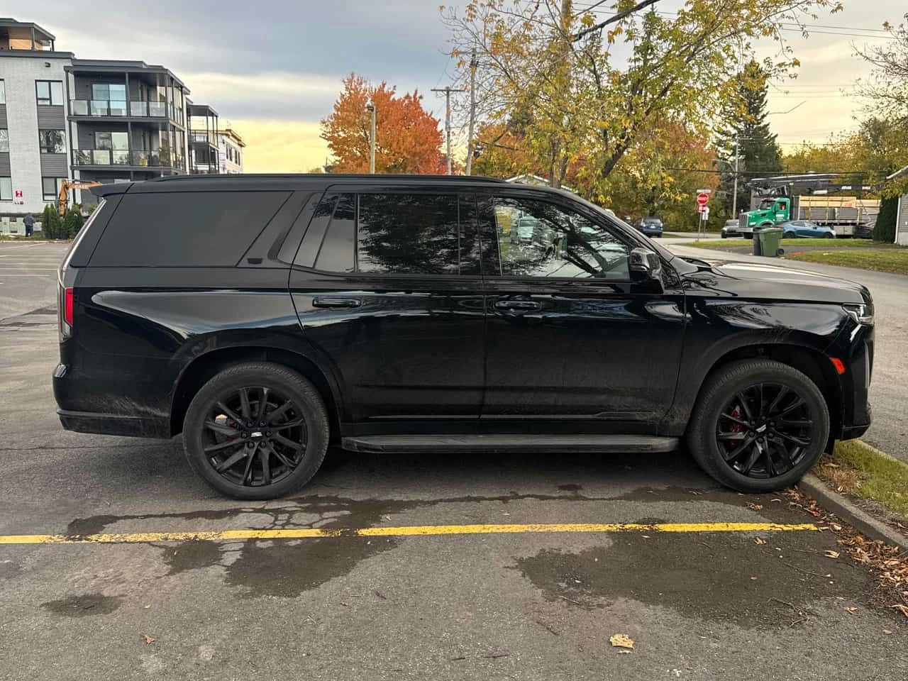 Cadillac Escalade * Luxury * АВТОКРЕДИТ * ПРЕДСТАВИТЕЛСТВО, снимка 4 - Автомобили и джипове - 54834776