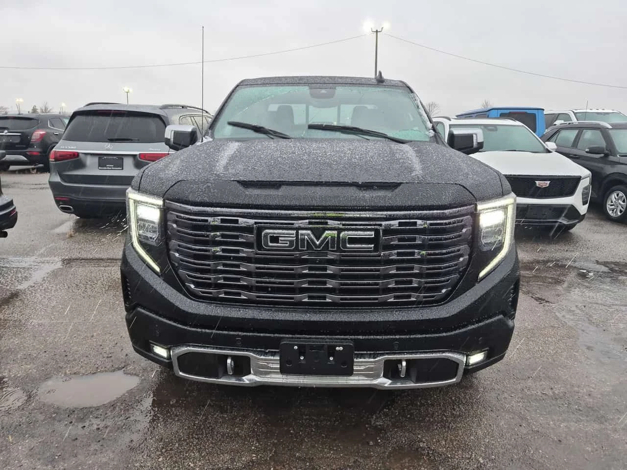 Gmc Sierra * Denali Ultimate * CARFAX * ЦЕНА ДО БГ, снимка 2 - Автомобили и джипове - 55004238