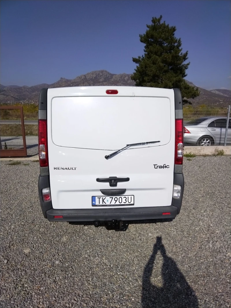 Renault Trafic 2500-150кс-6 скорости. Климатик, снимка 4 - Бусове и автобуси - 47767879