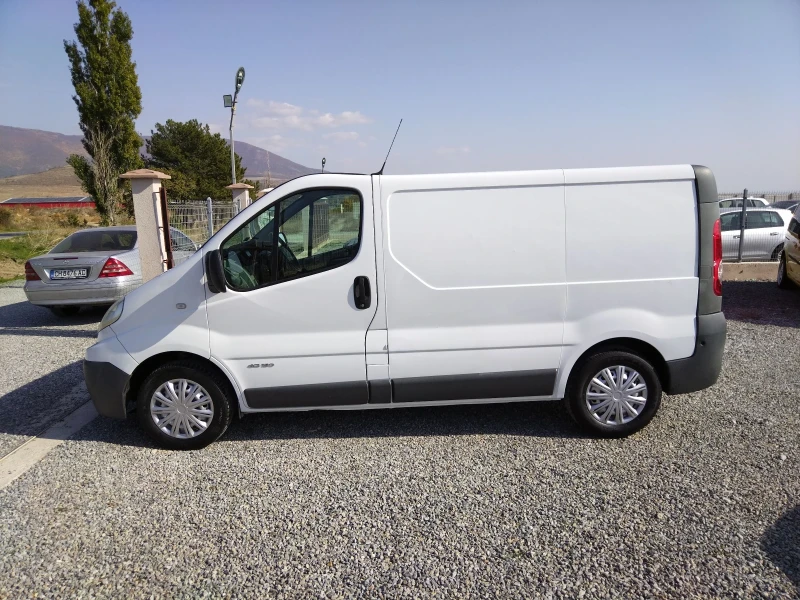 Renault Trafic 2500-150кс-6 скорости. Климатик, снимка 2 - Бусове и автобуси - 47767879