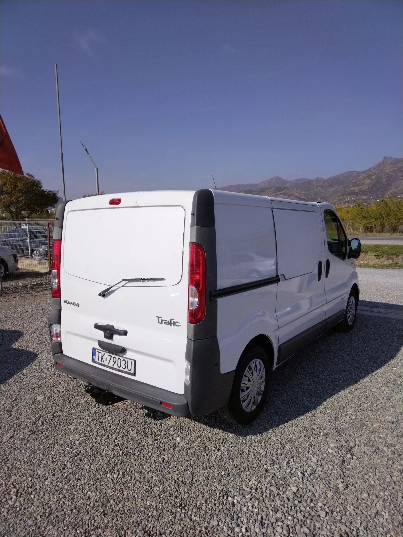 Renault Trafic 2500-150кс-6 скорости. Климатик - изображение 5