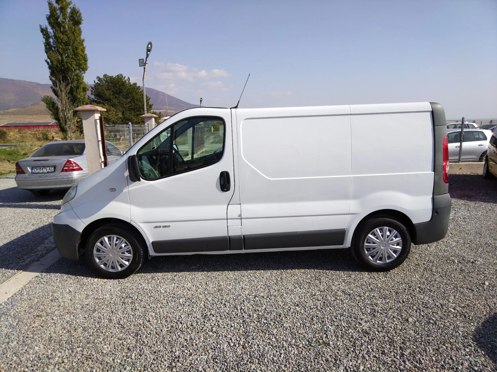 Renault Trafic 2500-150кс-6 скорости. Климатик - изображение 2