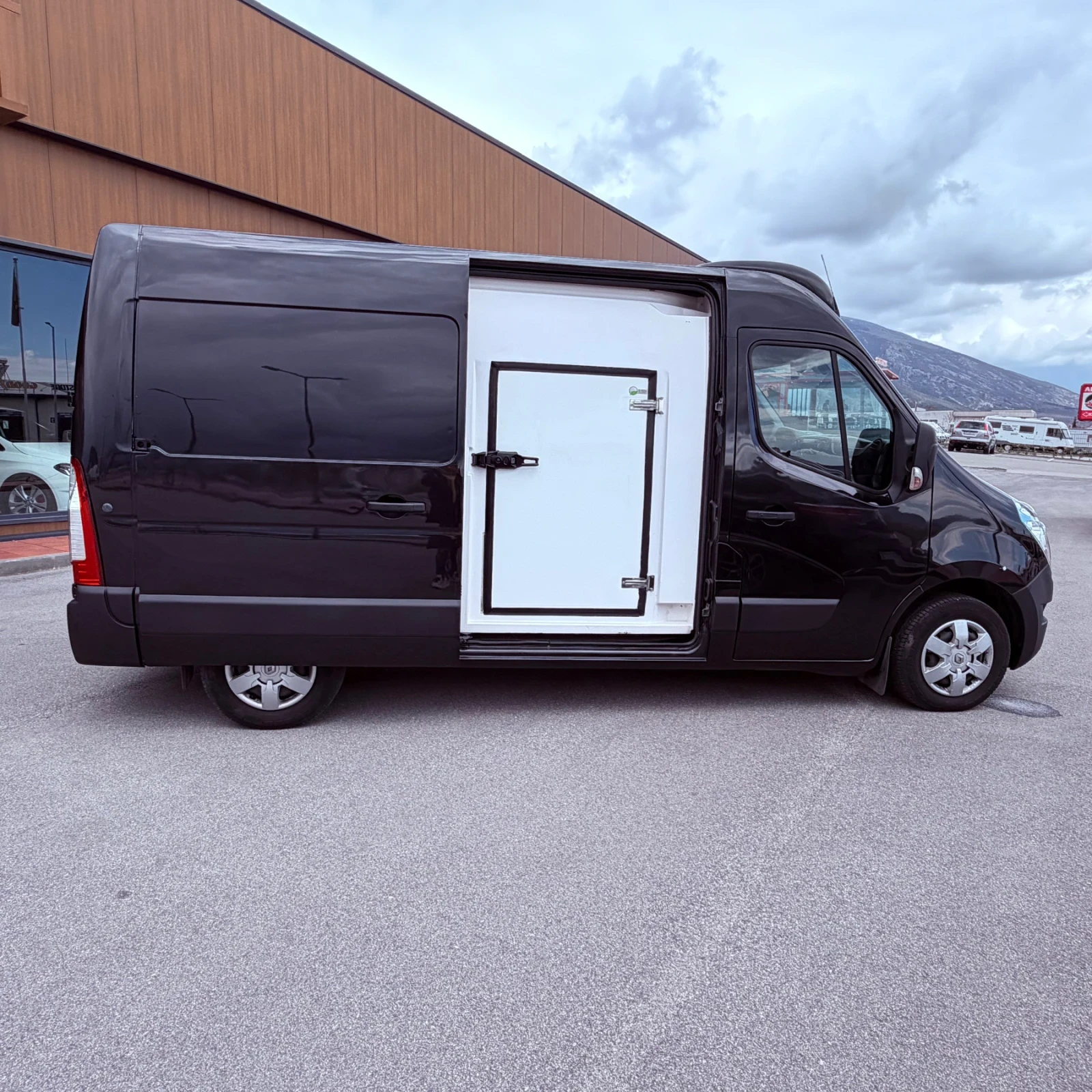 Renault Master ХЛАДИЛЕН;2.3-170к.с.;EURO-6B;КЛИМА;НАВИ;ТЕМПОМАТ, снимка 13 - Бусове и автобуси - 54044052