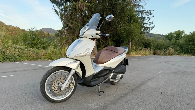 Piaggio Beverly 300 i e, снимка 7 - Мотоциклети и мототехника - 52368766