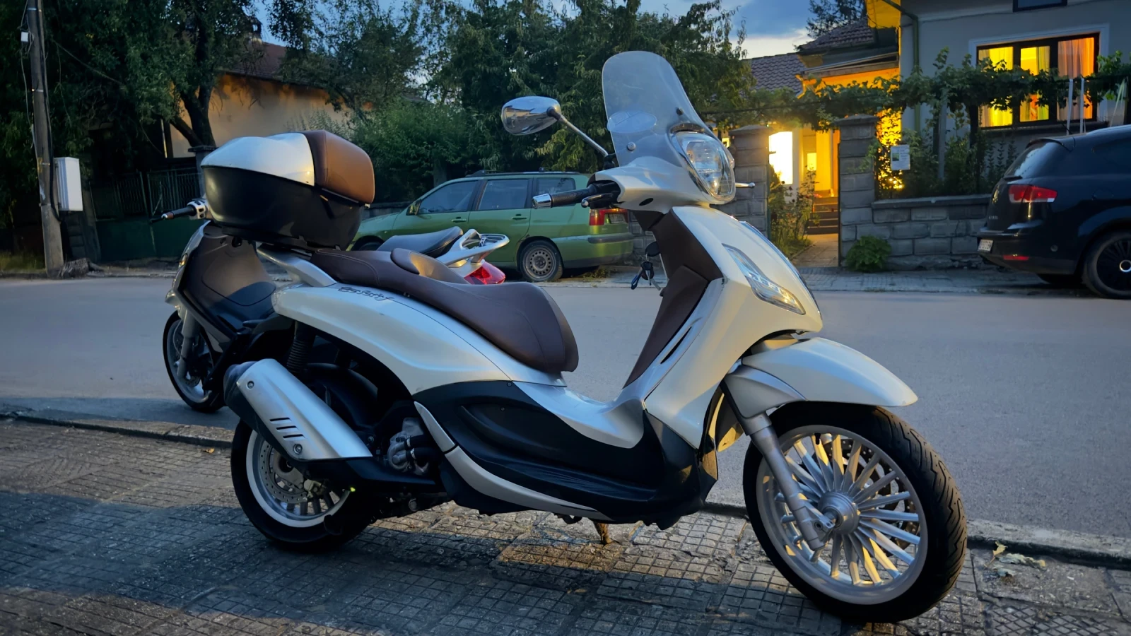 Piaggio Beverly 300 i e | Mobile.bg   2