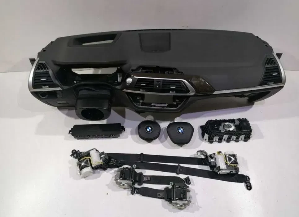 Арматурно табло колани коляно airbag X3 G01 X4 G02 