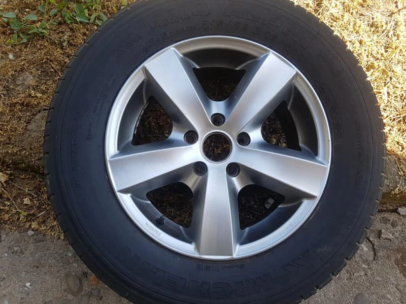 ���� � ������ 215/70R16 �� Peugeot 4007 | Mobile.bg � ����������� 1
