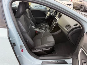 Volvo V40 Facelift 2016г. 2.0D(120hp)Full Led/Navi/Bluetooth, снимка 12