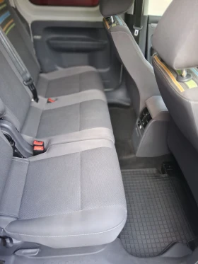 VW Caddy 2.0 TDI 140 кс. 5 места , снимка 6