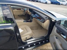 Mercedes-Benz CLS 550 4MATIC * * CARFAX * * АВТО КРЕДИТ * * - 26499 лв. - 77329743 11
