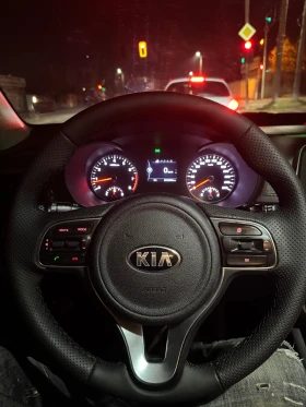 Kia K5 - 13499 € / 26401.75 лв. - 35743839 11
