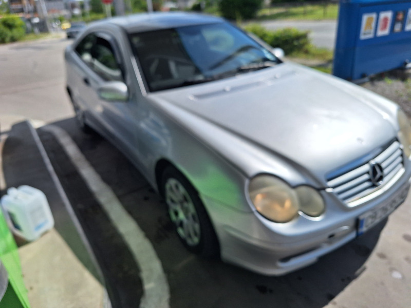 Mercedes-Benz C 220, снимка 7 - Автомобили и джипове - 46313099