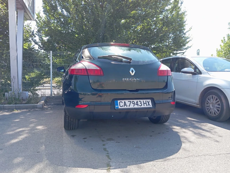 Renault Megane 1.6, снимка 8 - Автомобили и джипове - 47265309