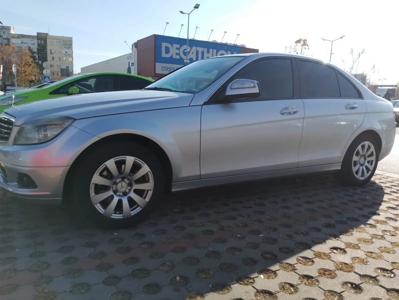 Mercedes-Benz C 180 Газов инжекцион , снимка 2 - Автомобили и джипове - 47786825