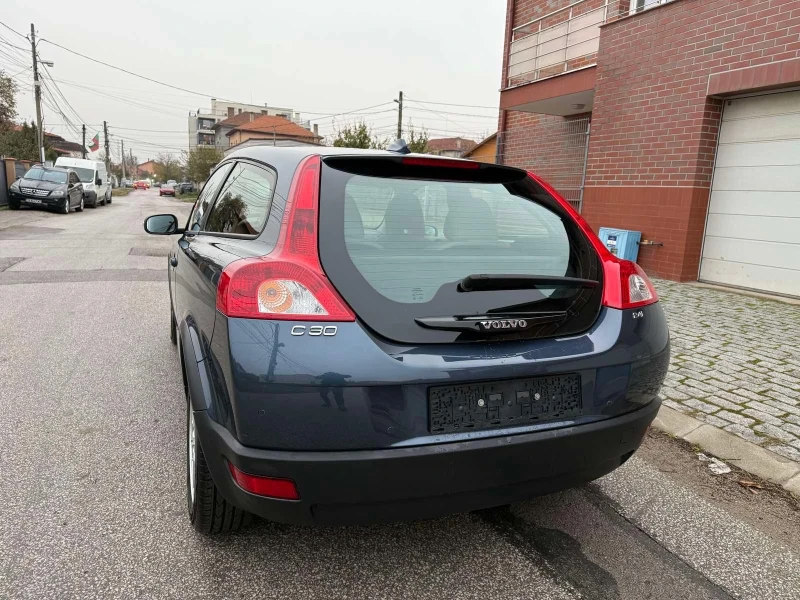 Volvo C30 2.4i, снимка 6 - Автомобили и джипове - 48436308