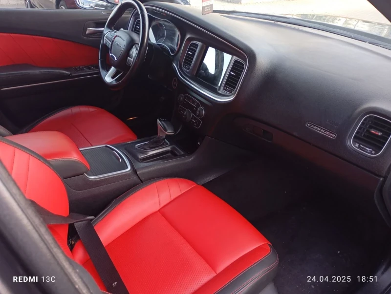 Dodge Charger 5.7 HEMI  R/T  ---БАРТЕР--- , снимка 11 - Автомобили и джипове - 52506450