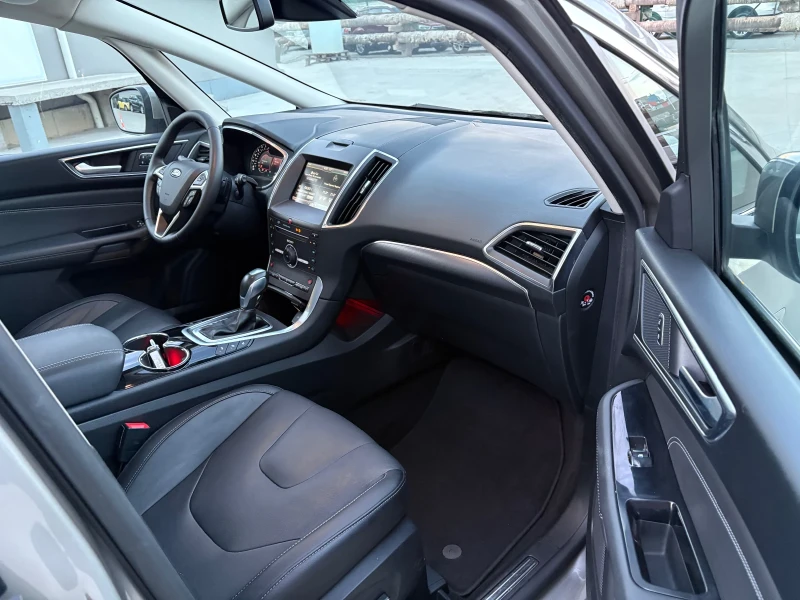 Ford S-Max Titanium 4x4 180kc Euro 6 Automatic 7 места Full, снимка 15 - Автомобили и джипове - 52181636