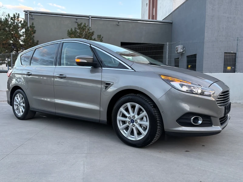 Ford S-Max Titanium 4x4 180kc Euro 6 Automatic 7 места Full, снимка 10 - Автомобили и джипове - 52181636