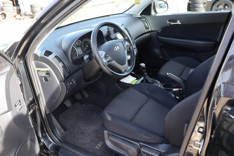 Hyundai I30, снимка 3 - Автомобили и джипове - 52401768