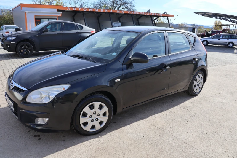 Hyundai I30, снимка 13 - Автомобили и джипове - 52401768