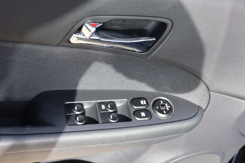 Hyundai I30, снимка 6 - Автомобили и джипове - 52401768