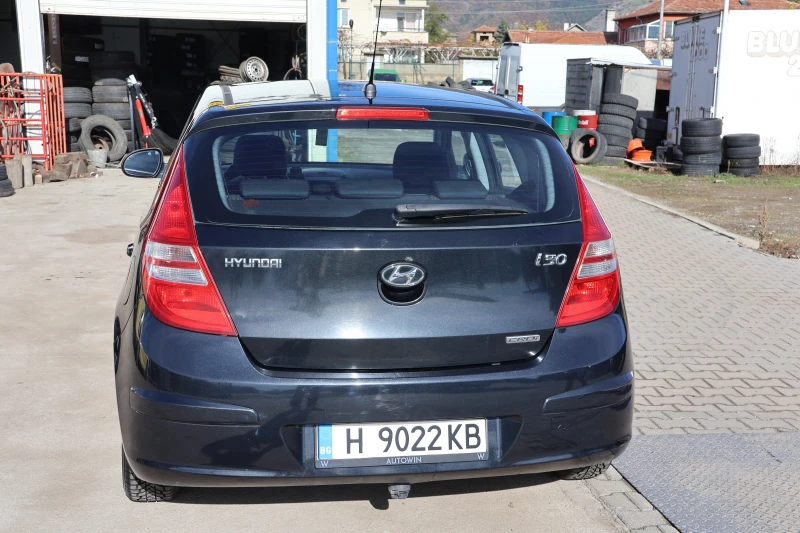 Hyundai I30, снимка 15 - Автомобили и джипове - 52401768