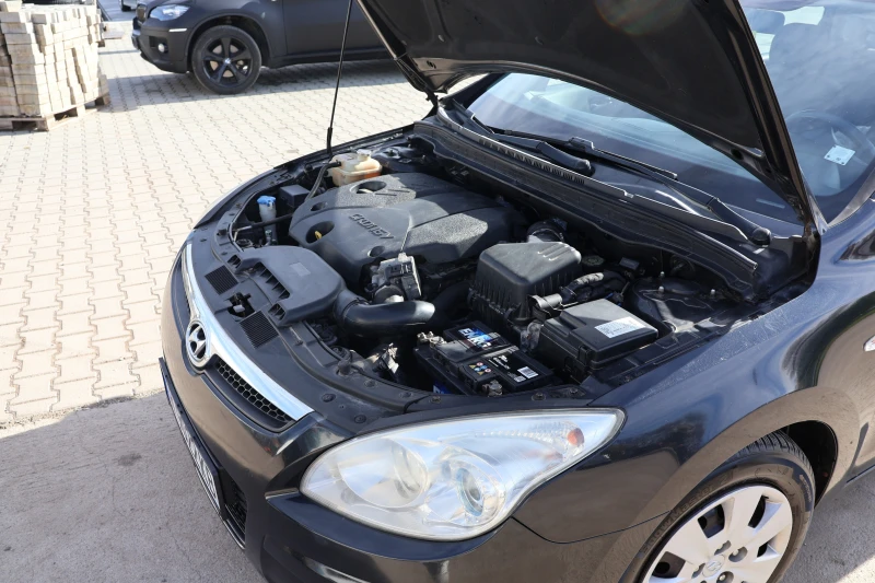 Hyundai I30, снимка 12 - Автомобили и джипове - 52401768